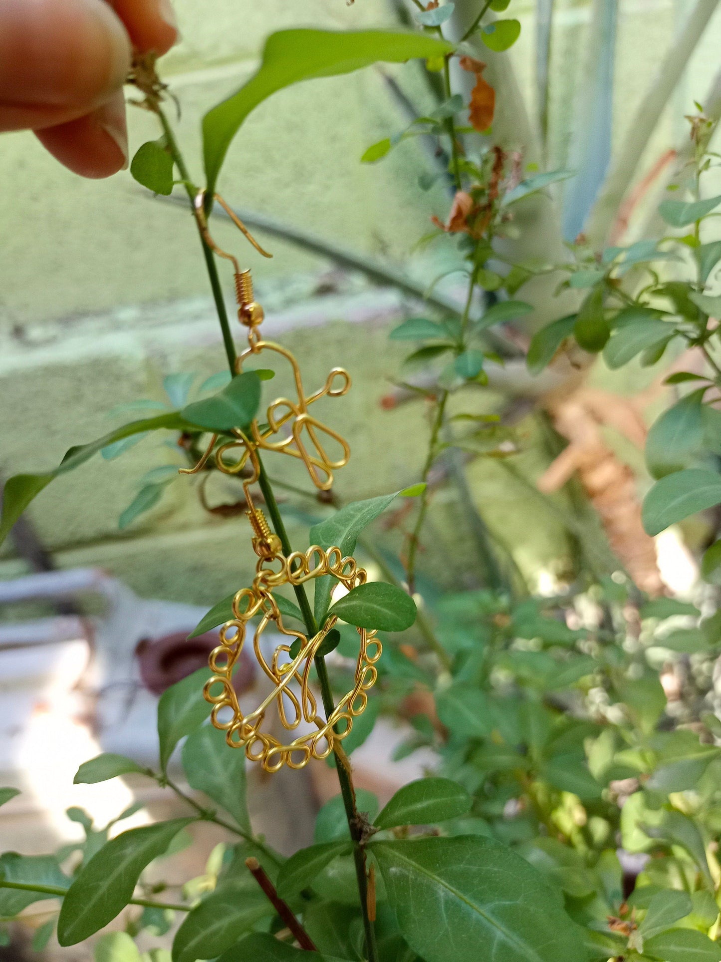 Aretitos pájaros cantores