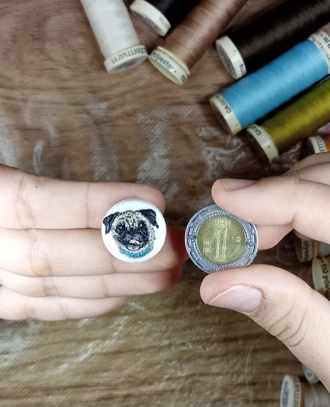 Paquete de 1 a 5 botones forrados (1 mascota por botón)  ($25 to $110usd)