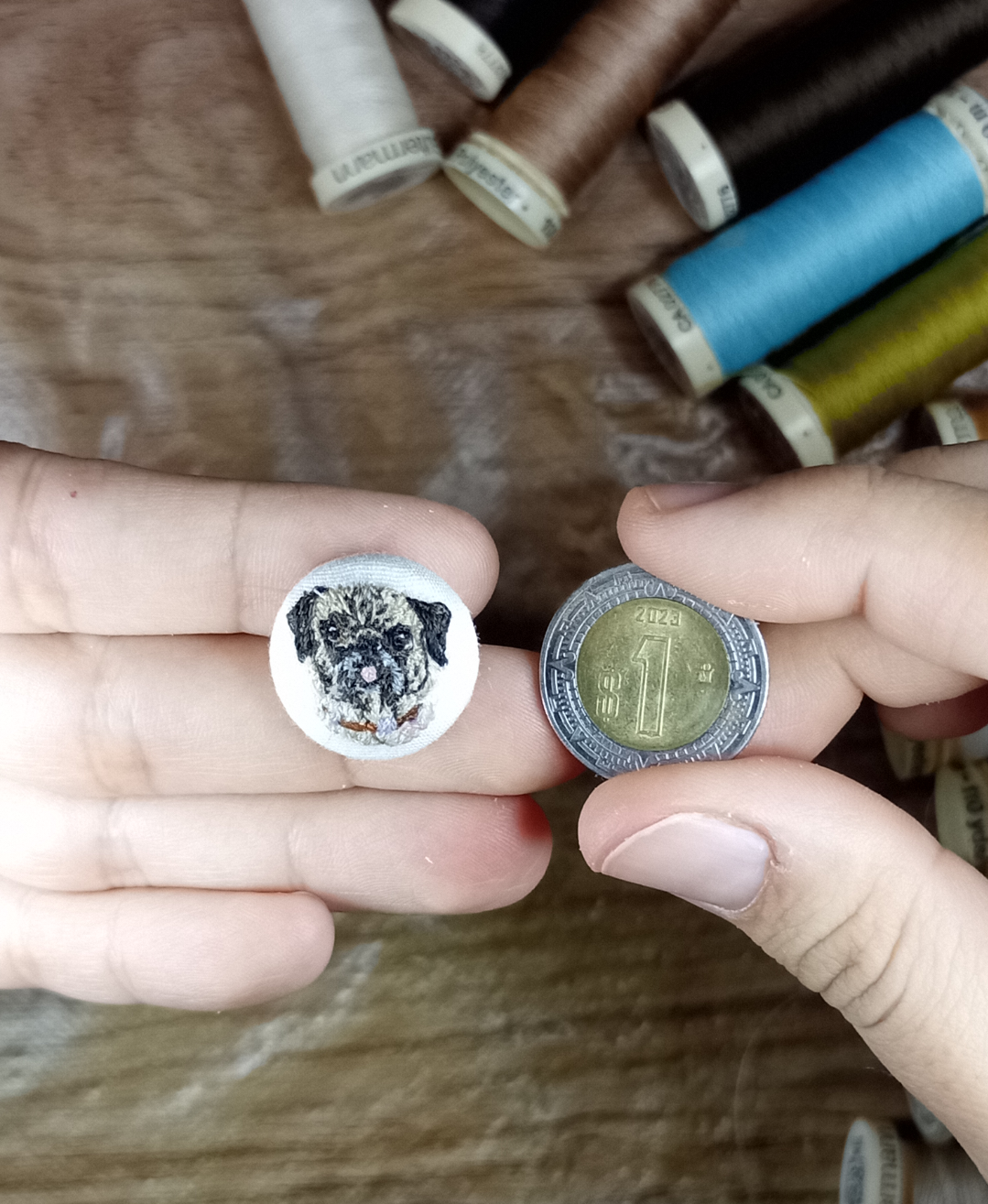 Paquete de 1 a 5 botones forrados (1 mascota por botón)  ($25 to $110usd)