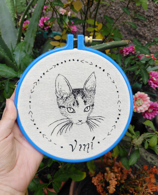 Bordado de 1 mascota para enmarcar ($45-$325 usd)