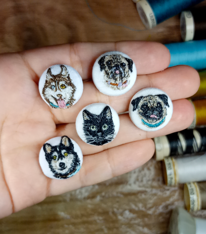 Paquete de 1 a 5 botones forrados (1 mascota por botón)  ($25 to $110usd)